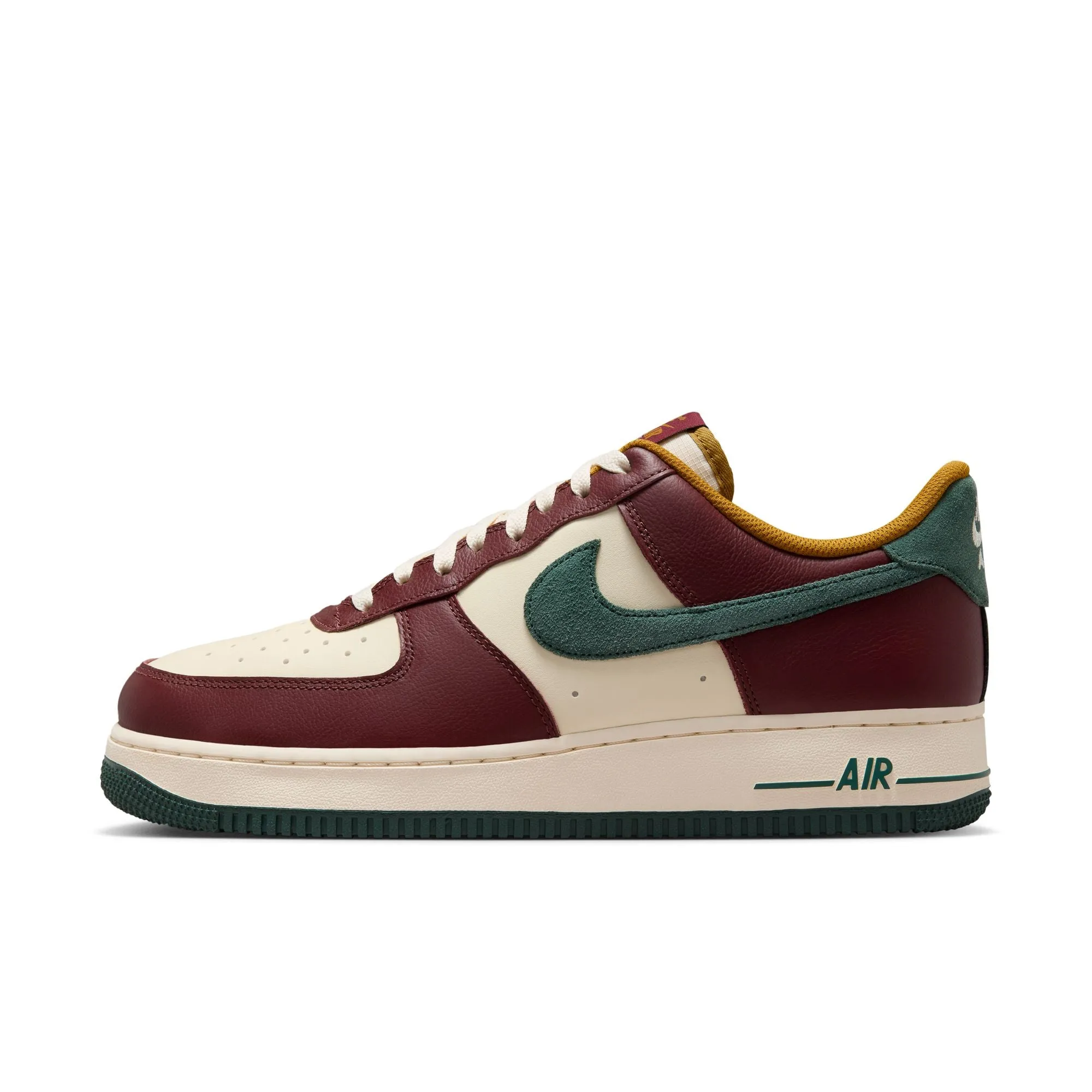 Air Force 1 '07 Lv8 Coconut Milk/Vintage Green-Dark Team Red