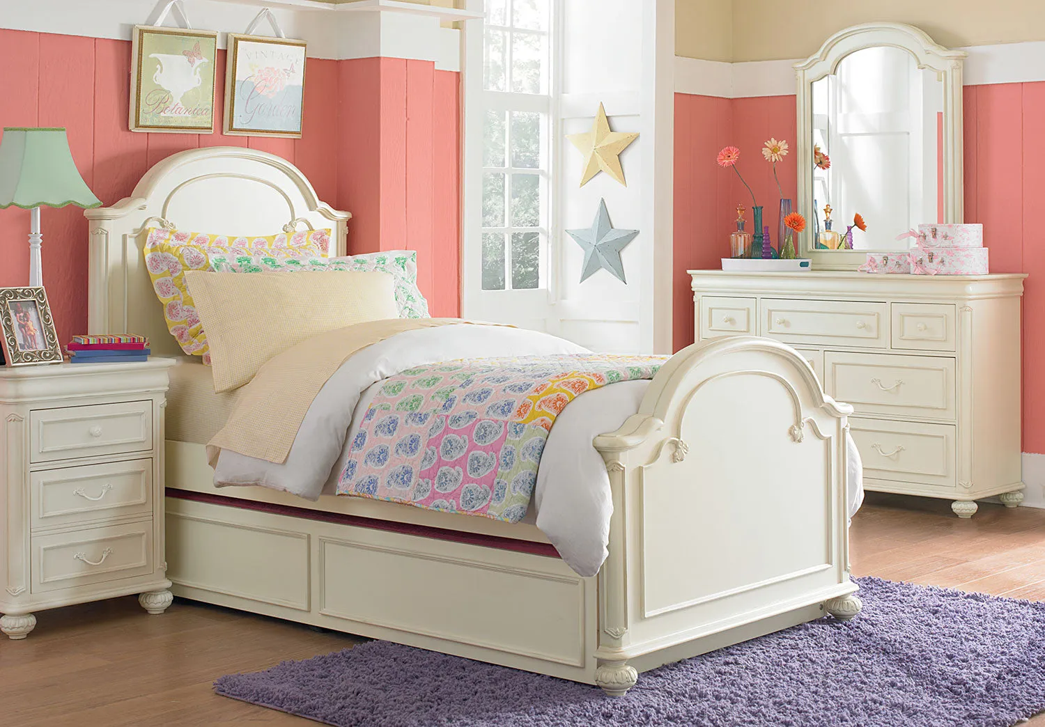 Amber Night Table - Antique White