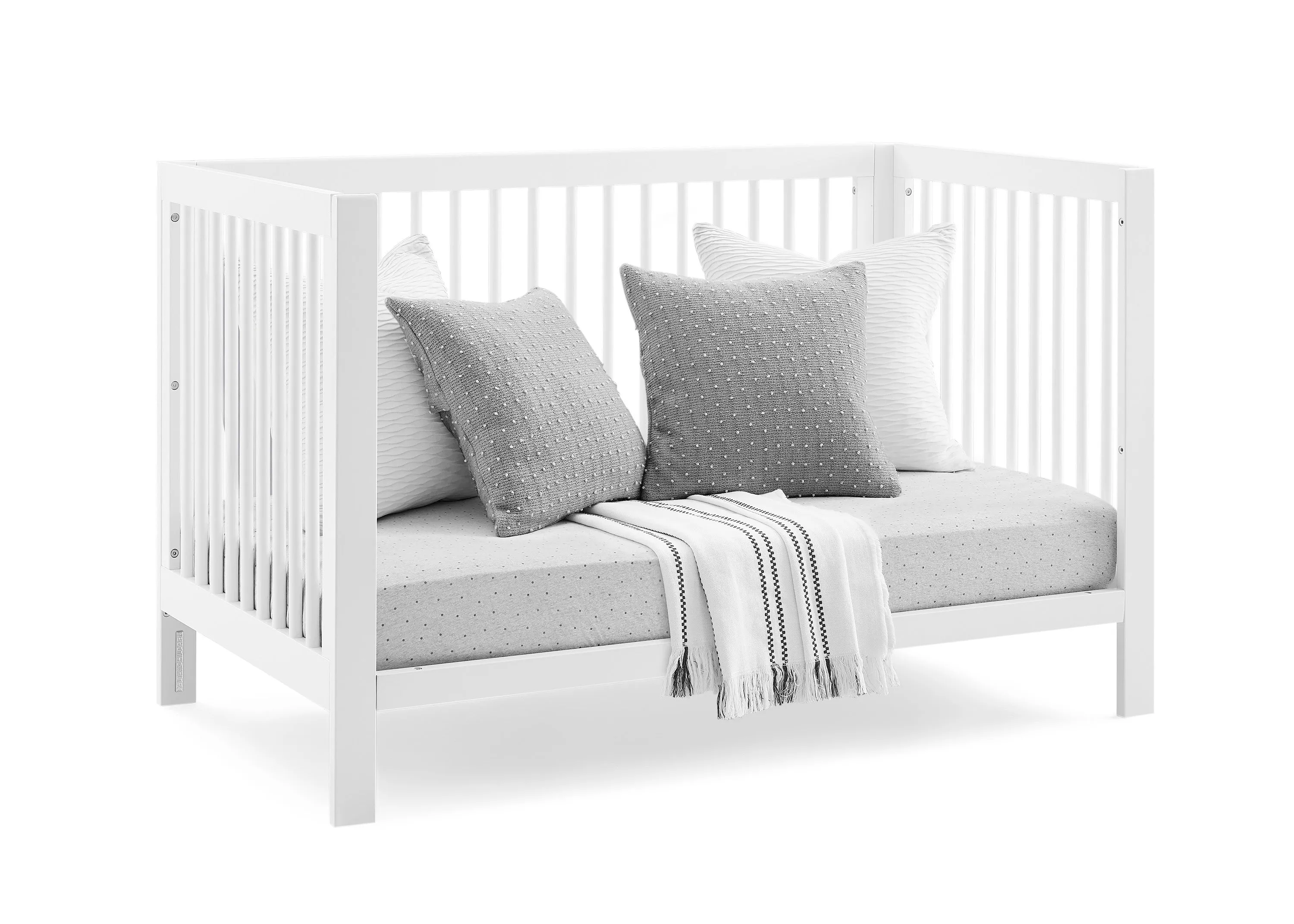 babyGap Charlie 6-in-1 Convertible Crib