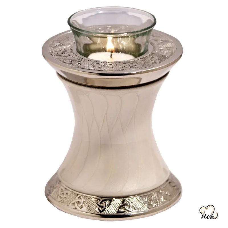 Baroque Pearl Tealight Urn