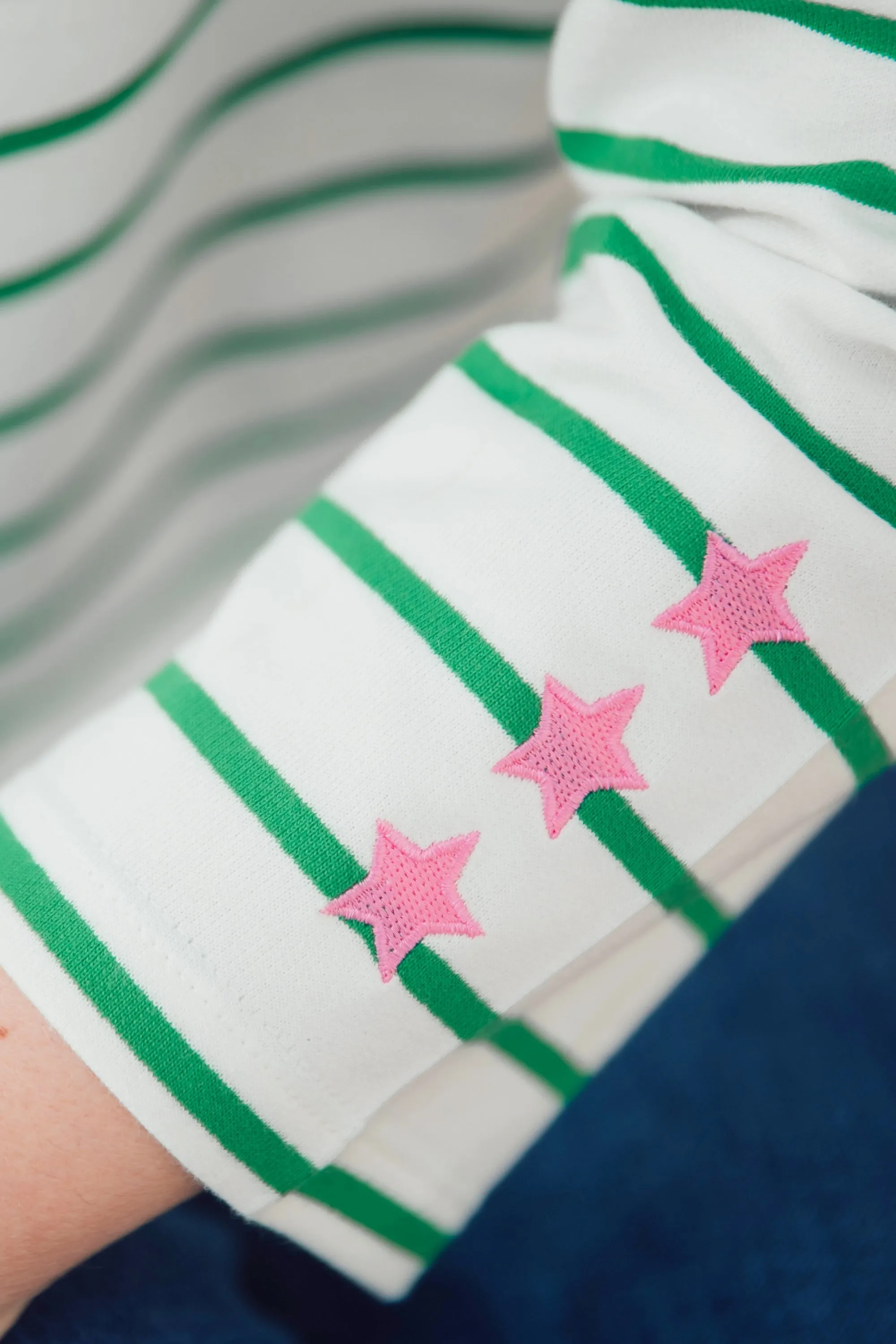 Billie Breton Top - Off-White/Green. Star Cuff