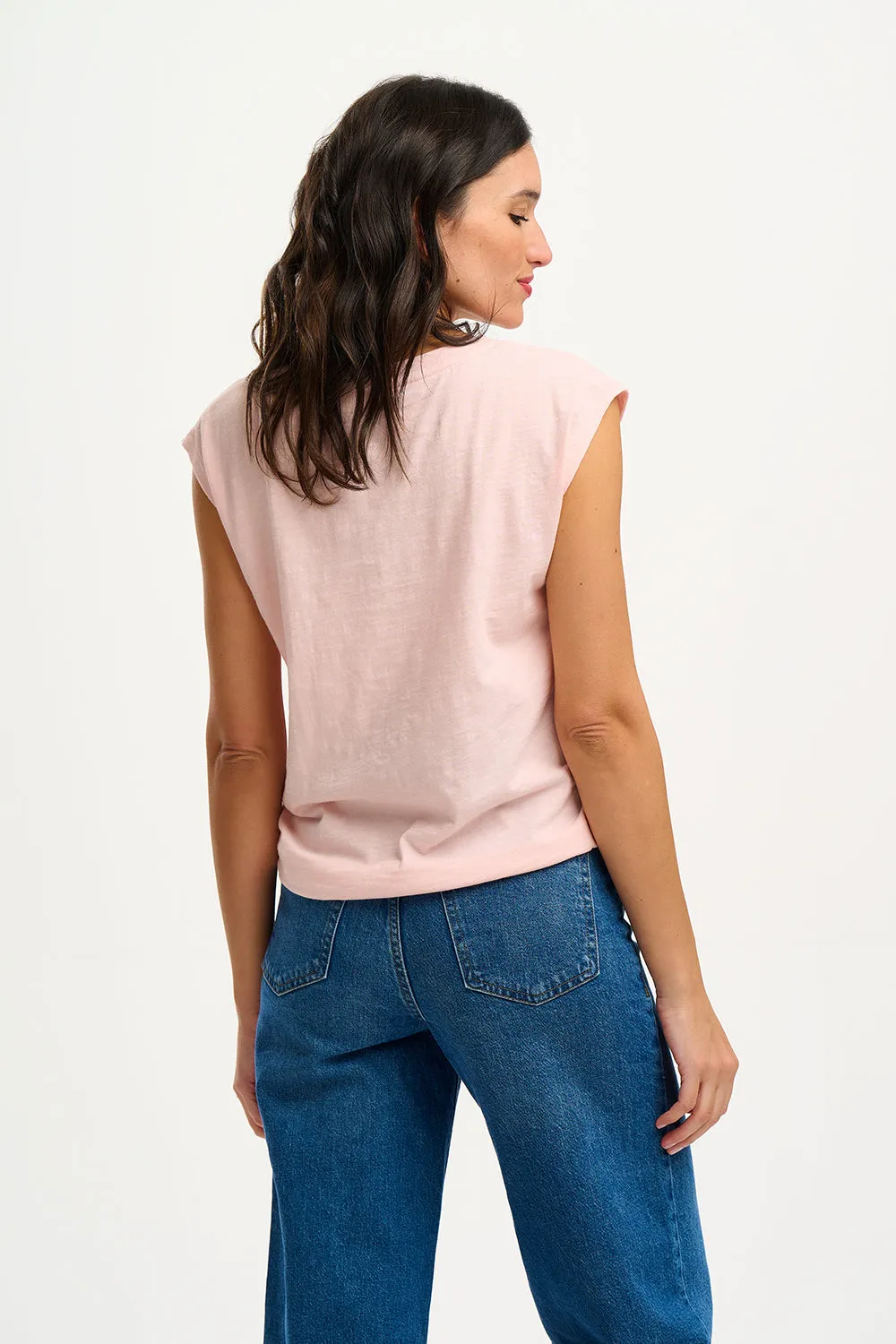 Chrissy Relaxed Tank T-shirt - Pink. Rainbow Parrot Embroidery