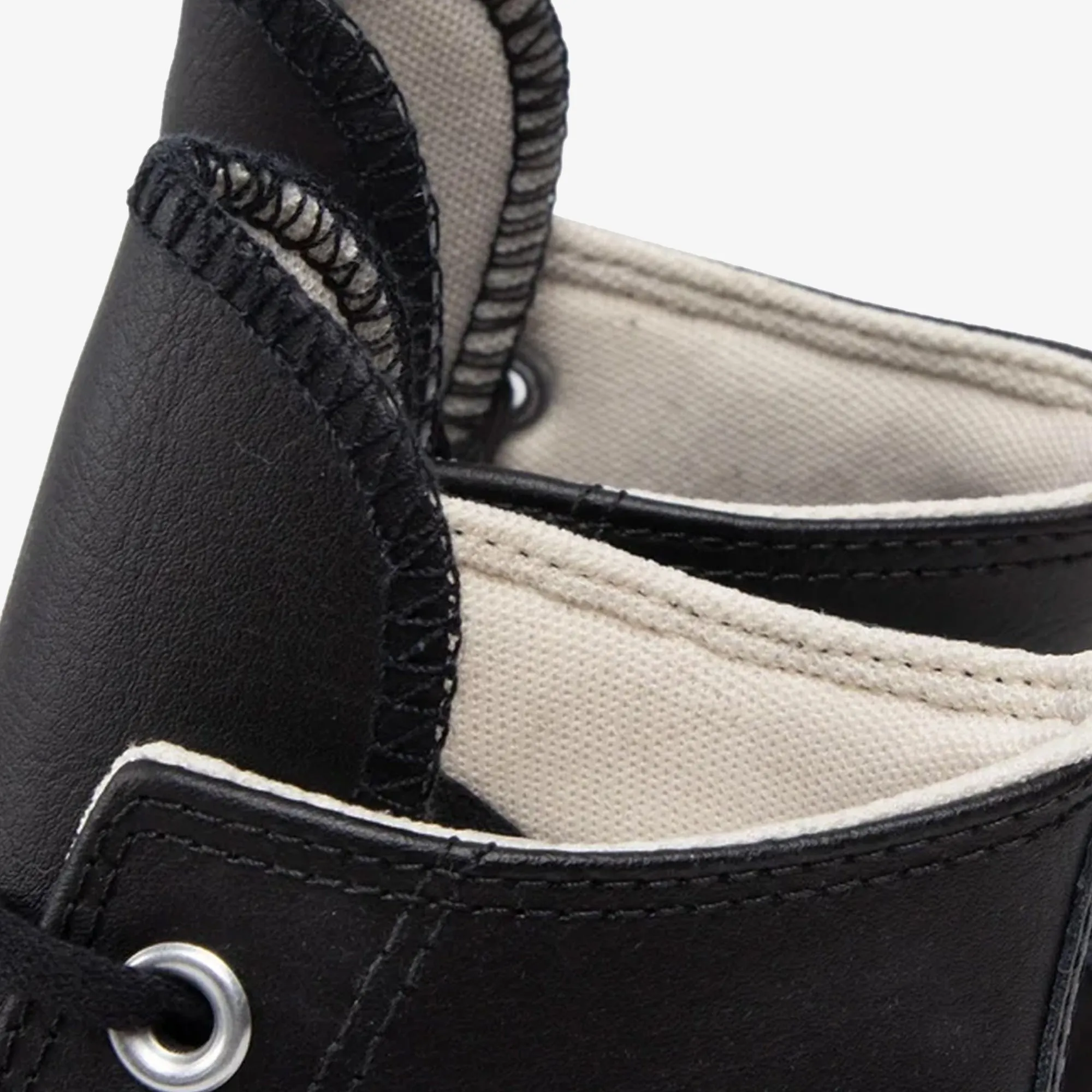 Converse | CHUCK TAYLOR ALL STAR LEATHER PLATFORM HI { BLACK/WHITE