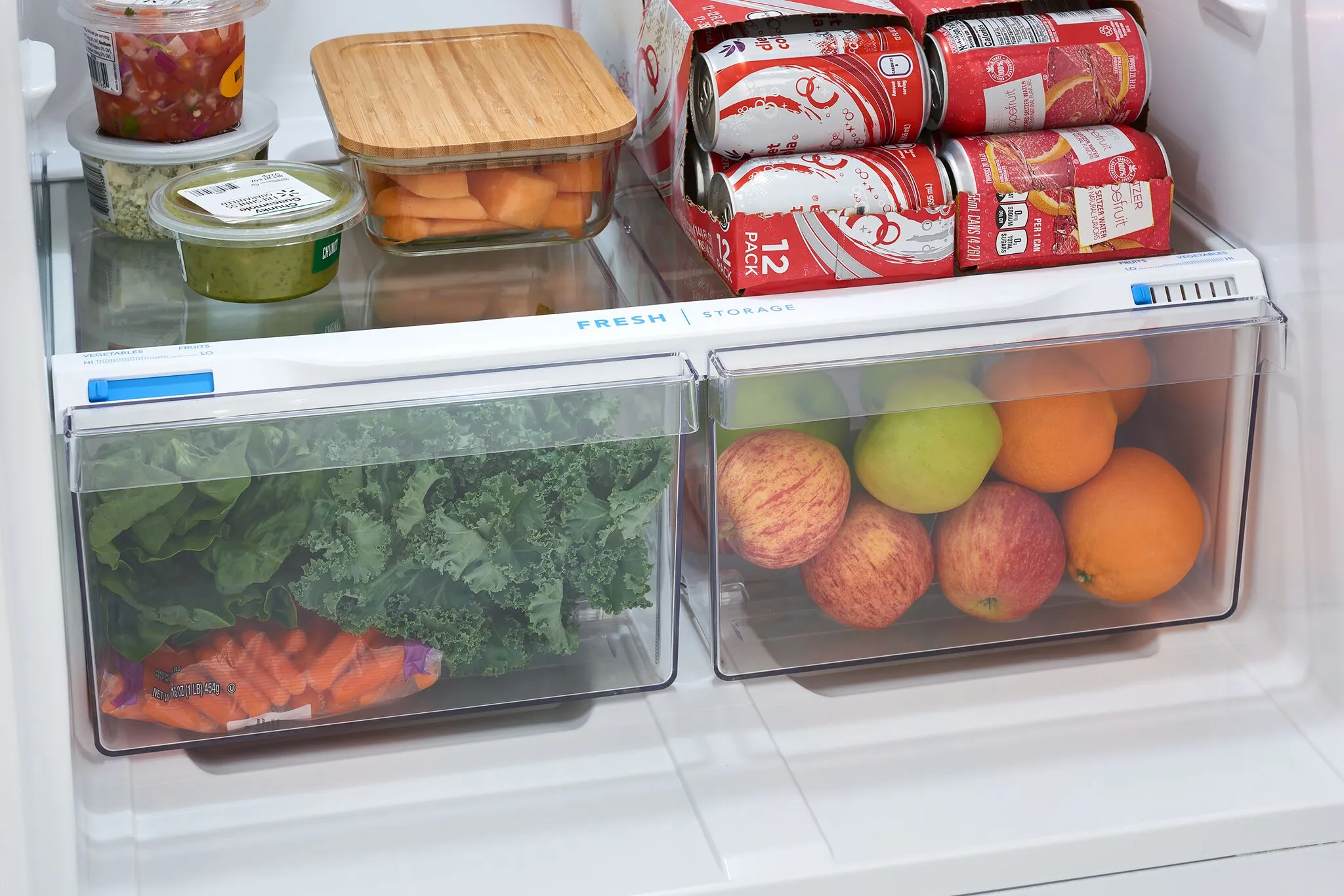 Frigidaire White Top-Freezer Refrigerator (20 Cu. Ft.) - FFHT2022AW