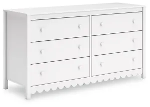 Hallityn White Six Drawer Dresser