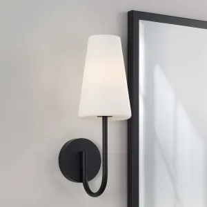 Isabella Sconce