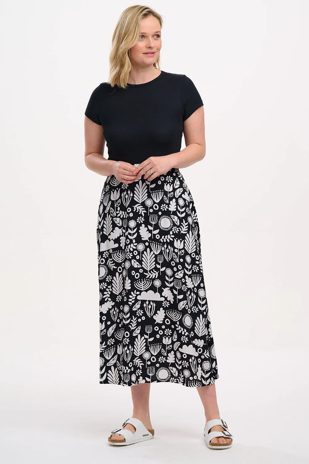 Krista Skirt - Monochrome. Folk Floral