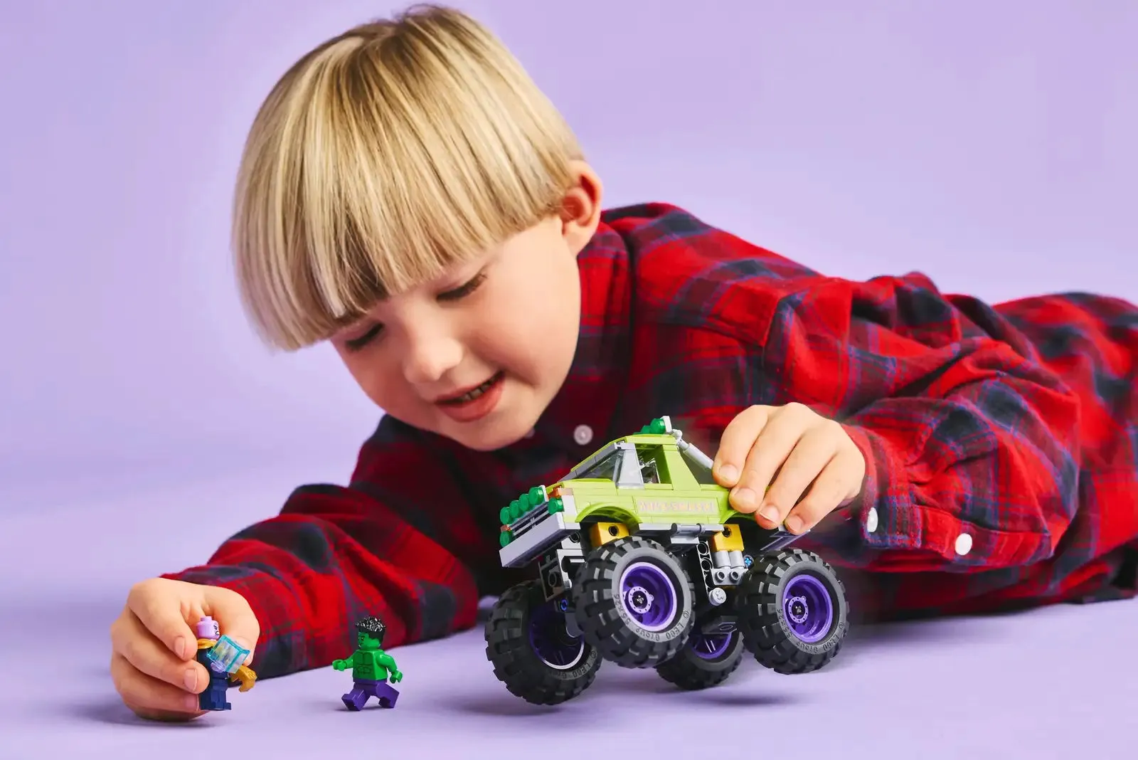 Lego 76312 - Marvel The Hulk Truck vs. Thanos