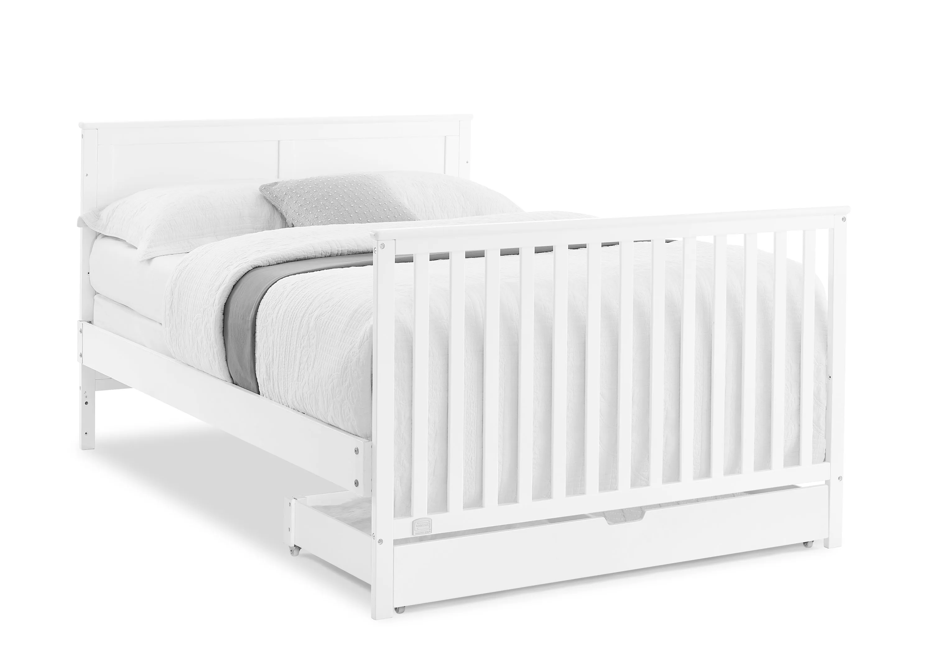 Logan 6-in-1 Convertible Crib with Underdrawer