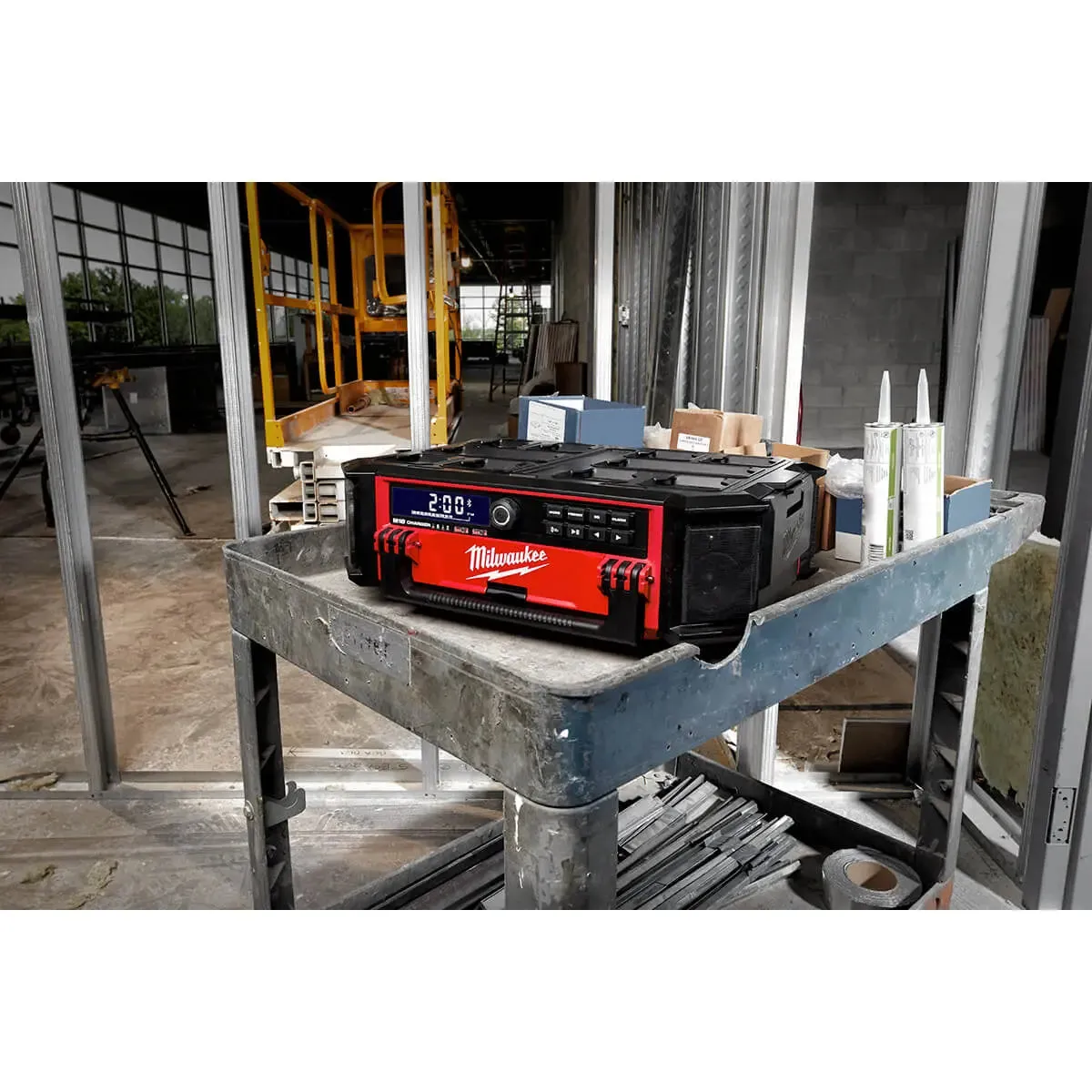 Milwaukee 2950-20 - M18™ PACKOUT™ Radio   Charger