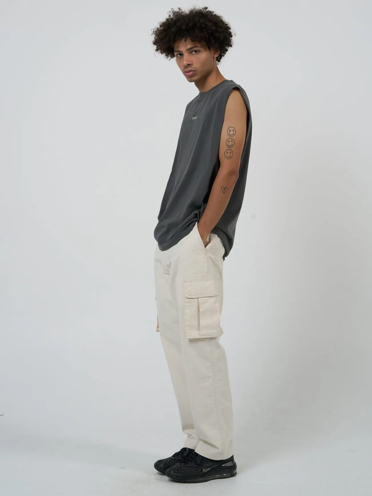Minimal Thrills Merch Fit Muscle Tee - Merch Black