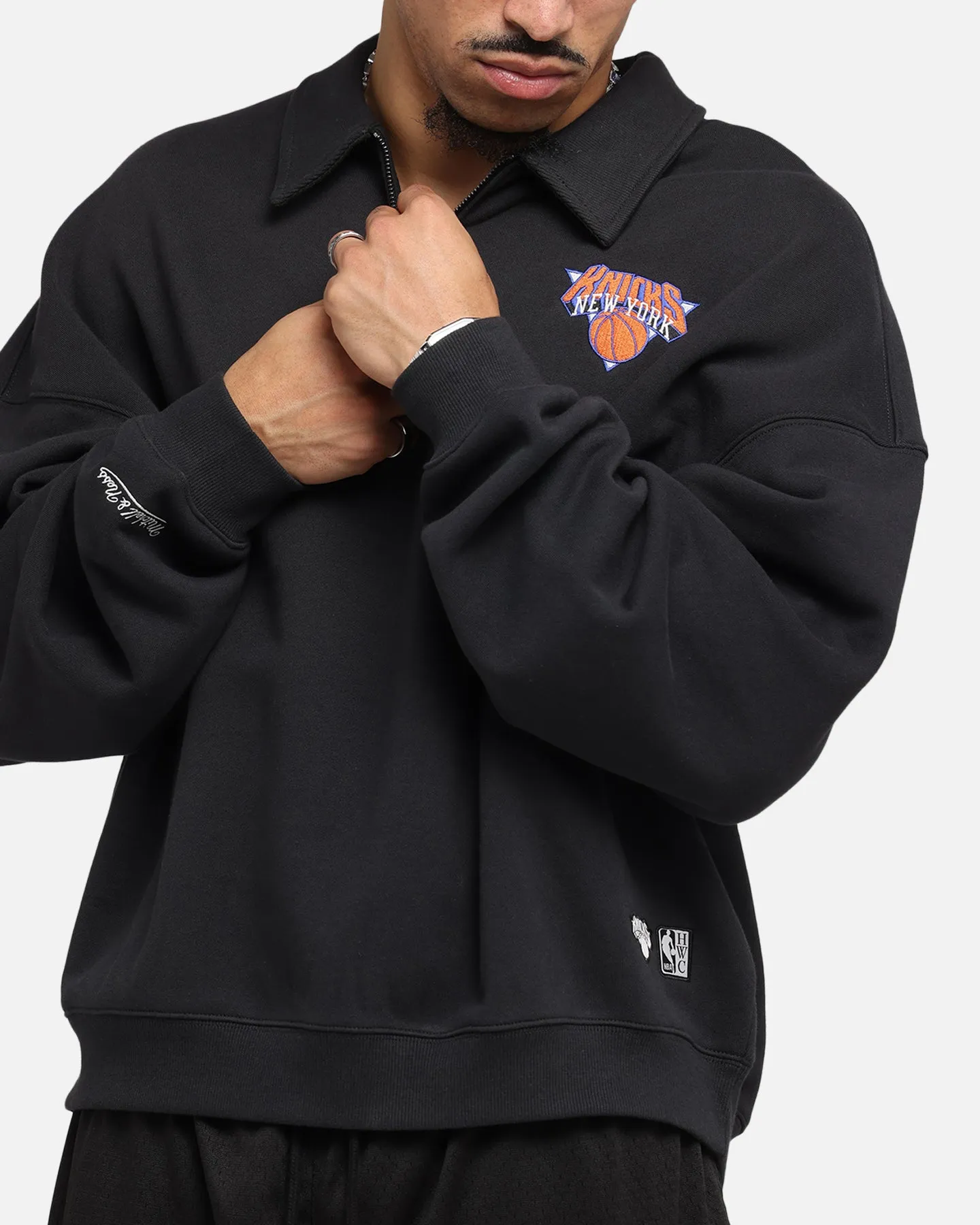 Mitchell & Ness New York Knicks Boxy Quarter Zip Crewneck Faded Black