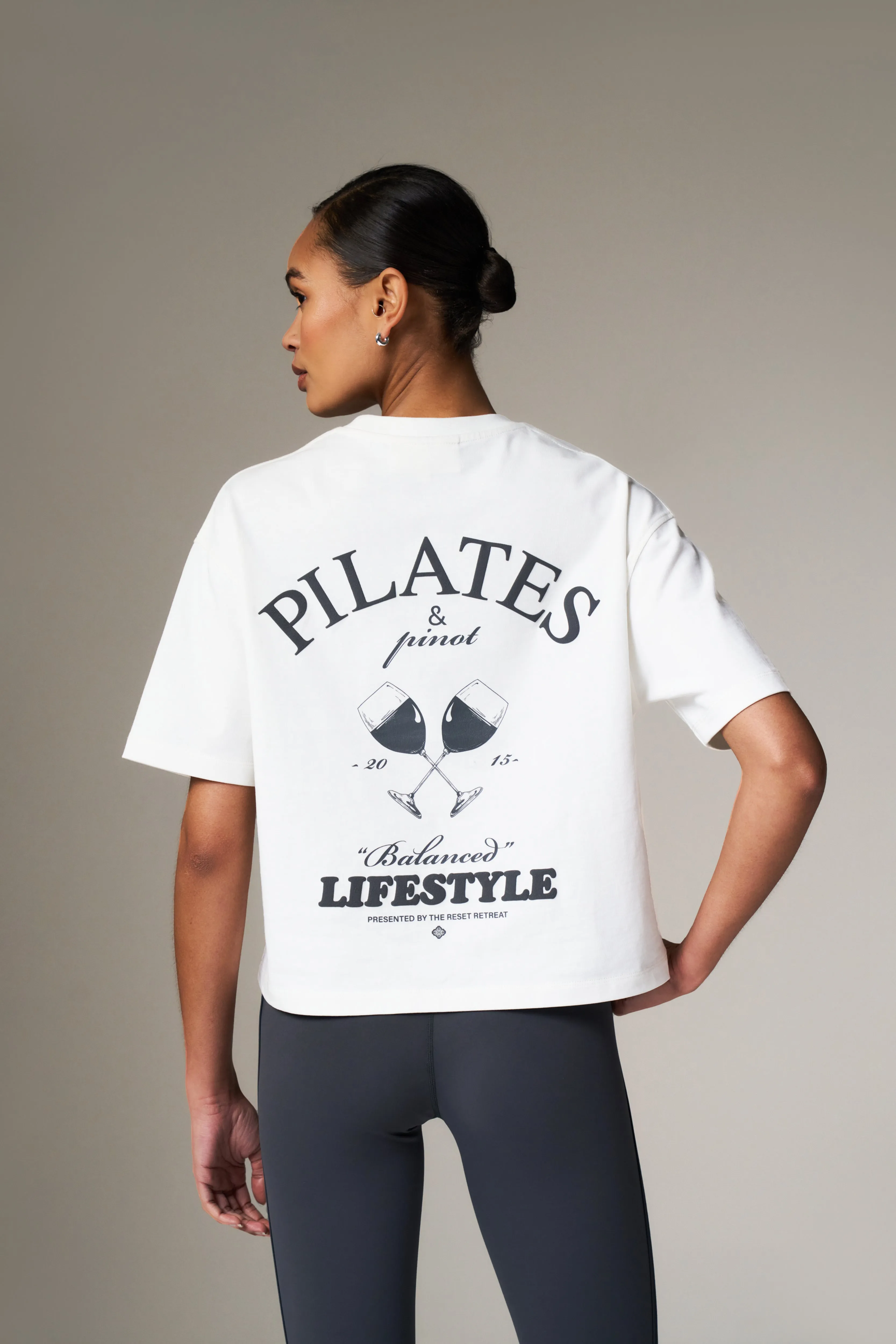 PILATES & PINOT BOXY T-SHIRT - OFF WHITE