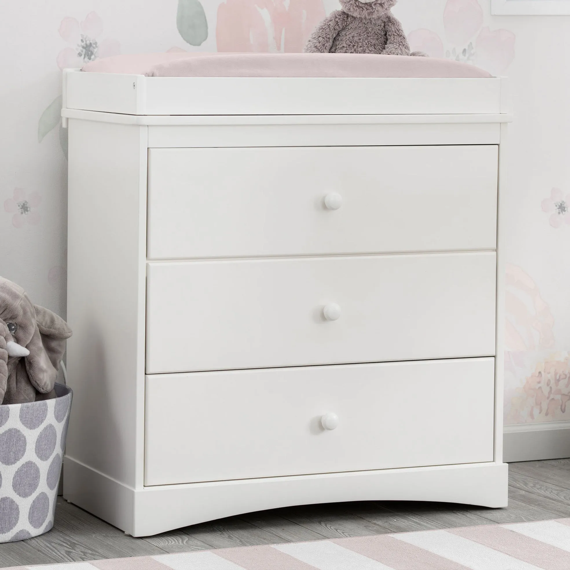 Skylar 3 Drawer Dresser with Changing Top and Interlocking Drawers