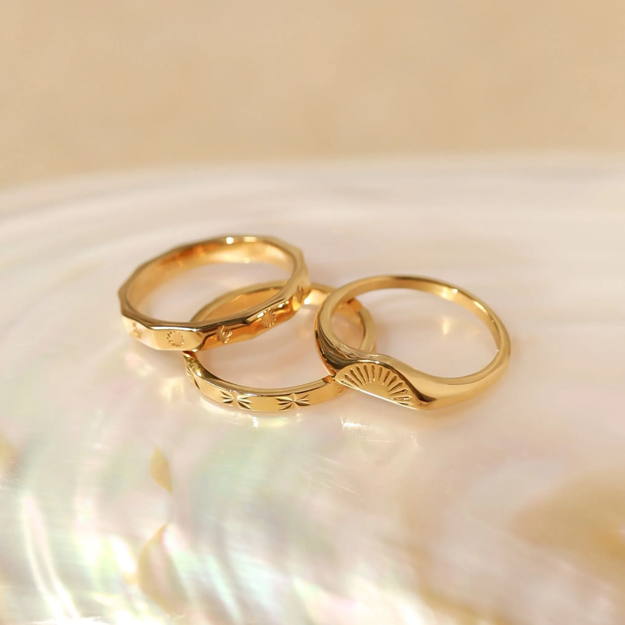 Sunrise ring