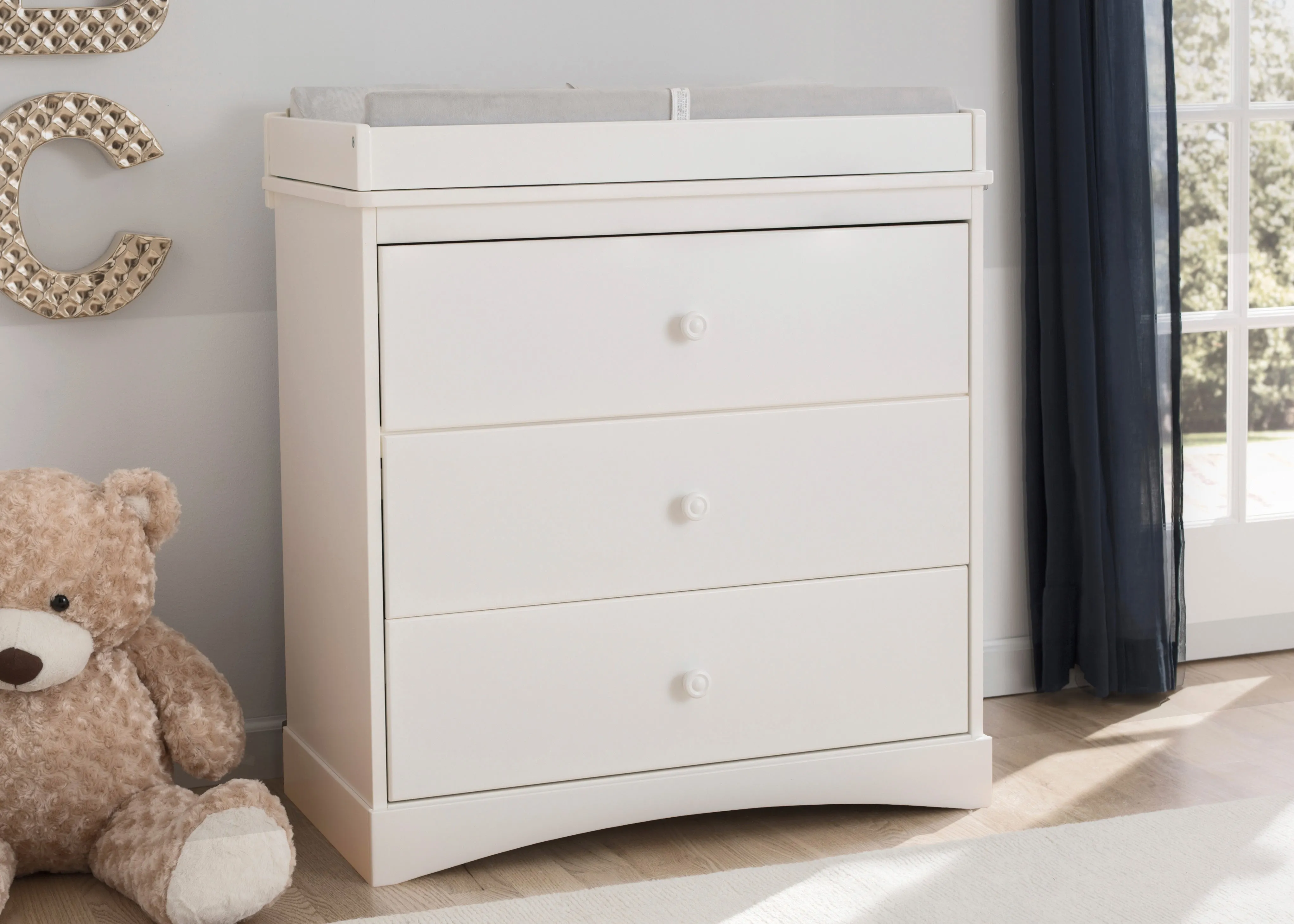 Sutton 3 Drawer Dresser with Changing Top and Interlocking Drawers