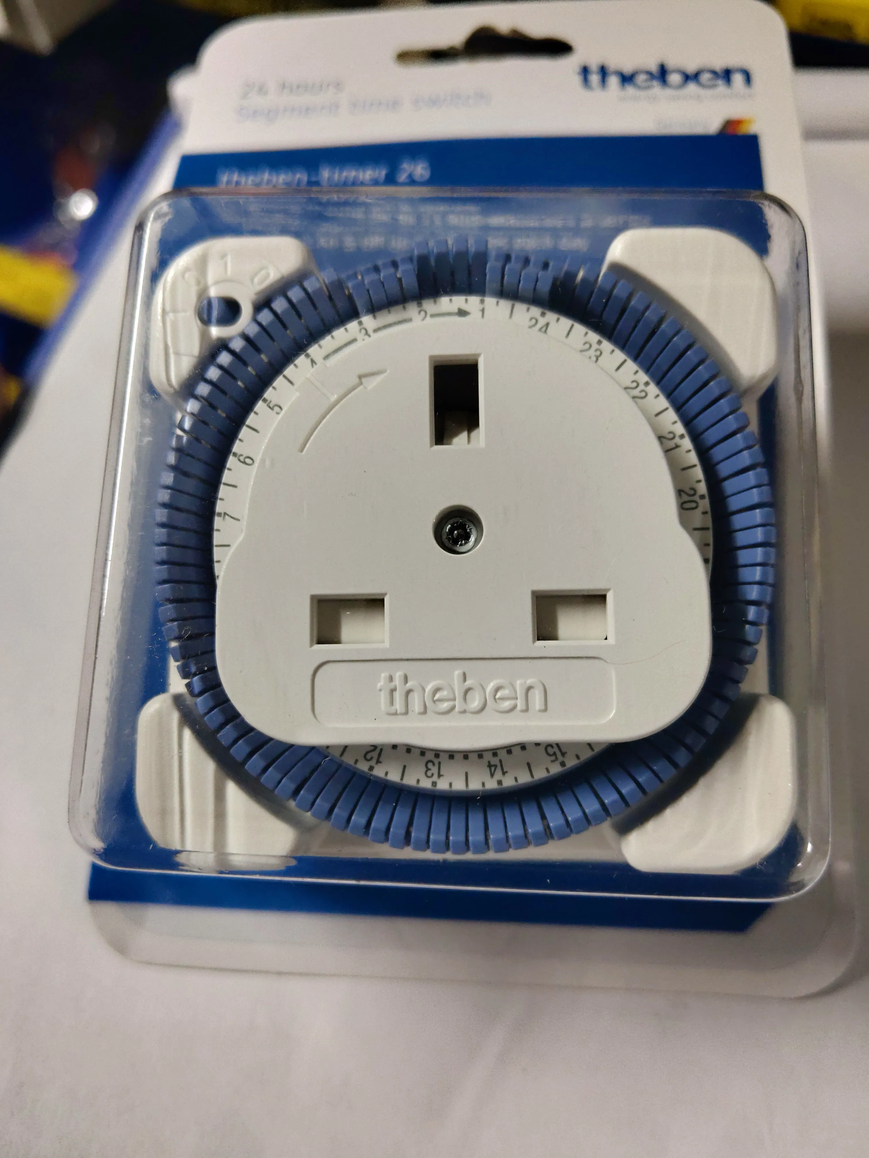 THEBEN 13A Amps Electrical Timer 24 Hours Segment Time Switch | Model : TIMER-01