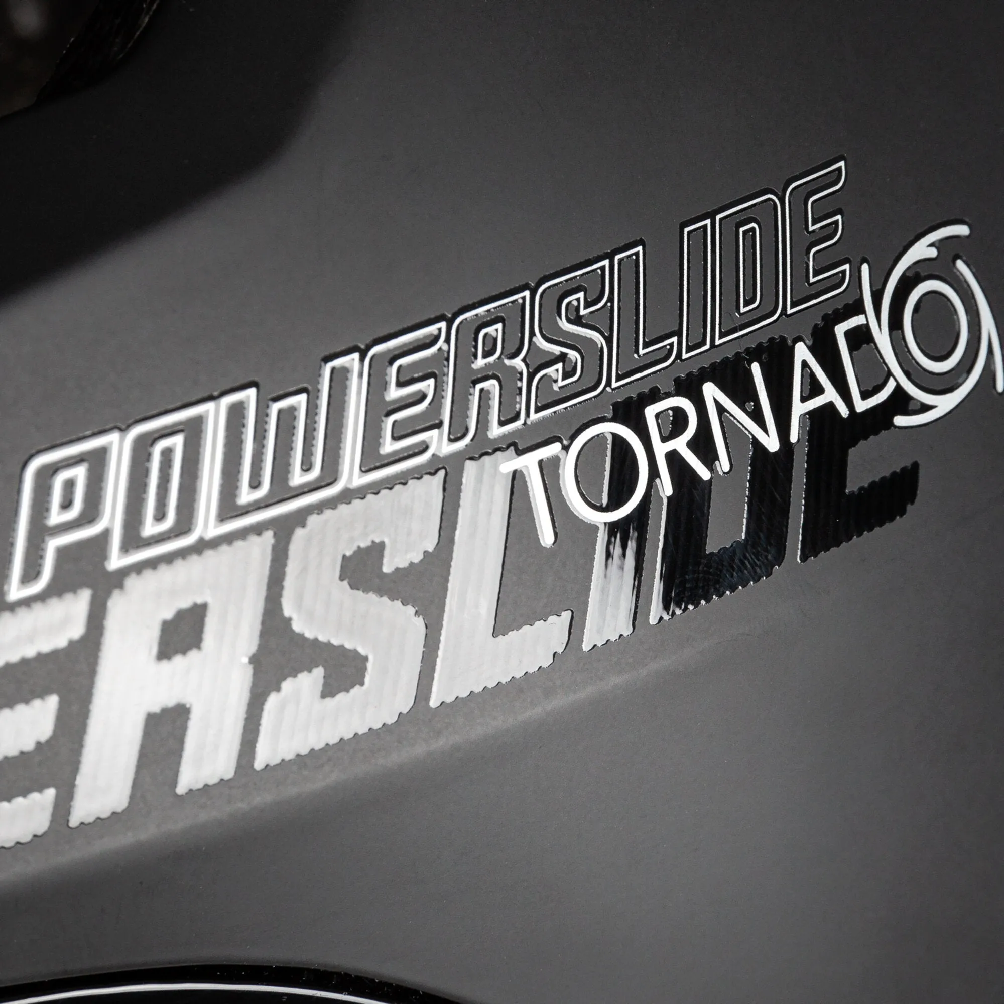 Tornado Black/Black