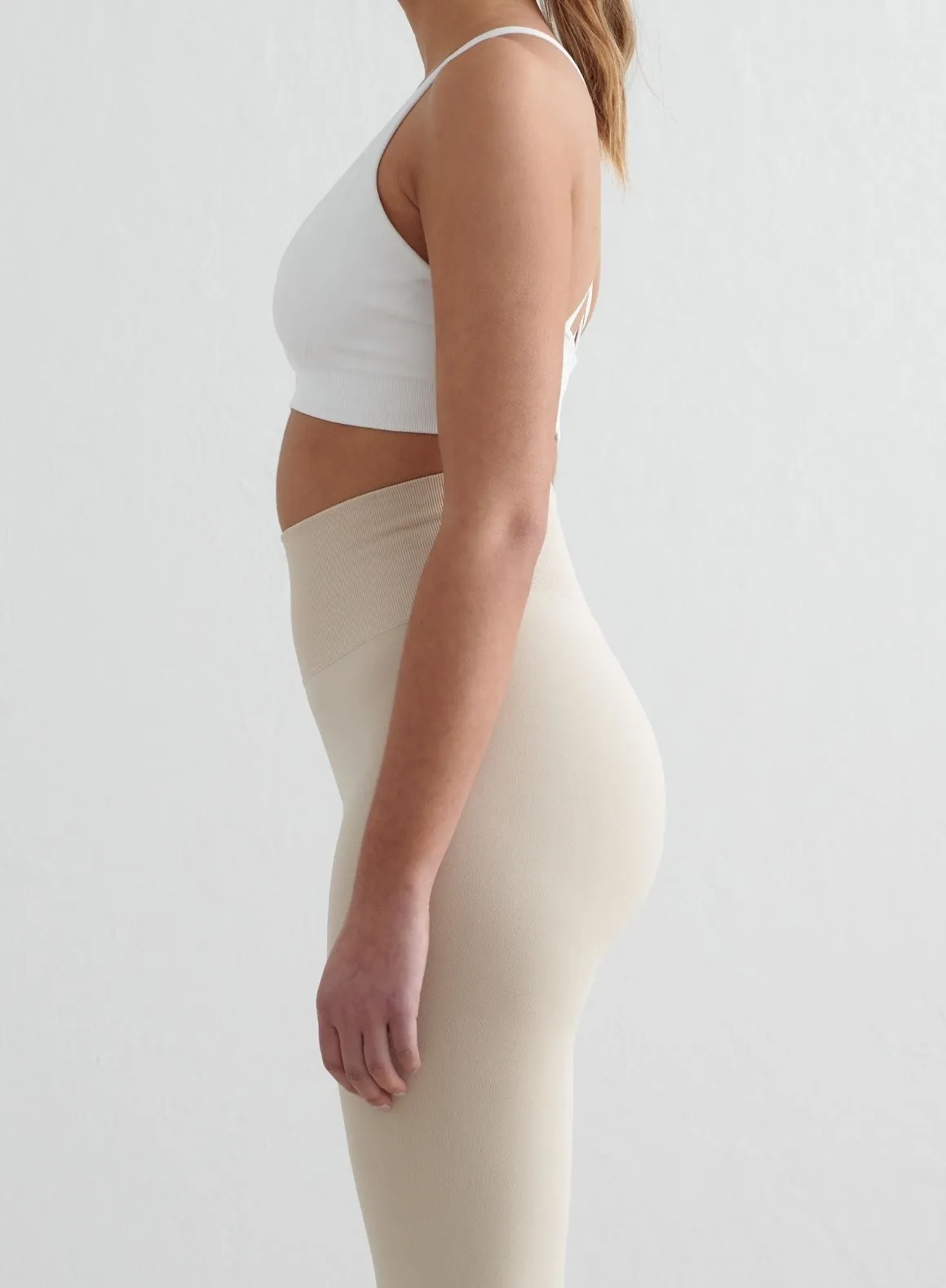 White Shape Seamless Cross Back Bra