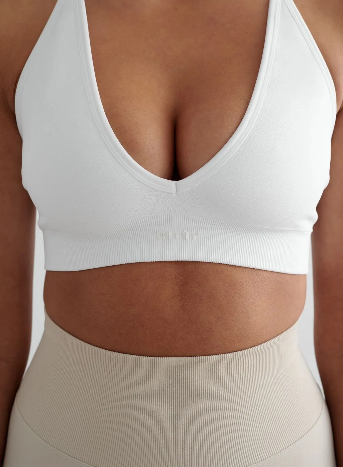 White Shape Seamless Cross Back Bra