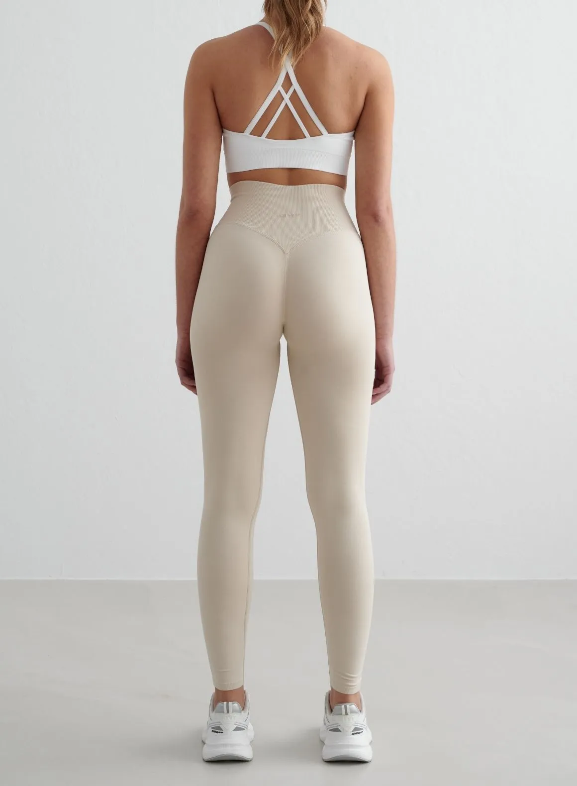 White Shape Seamless Cross Back Bra