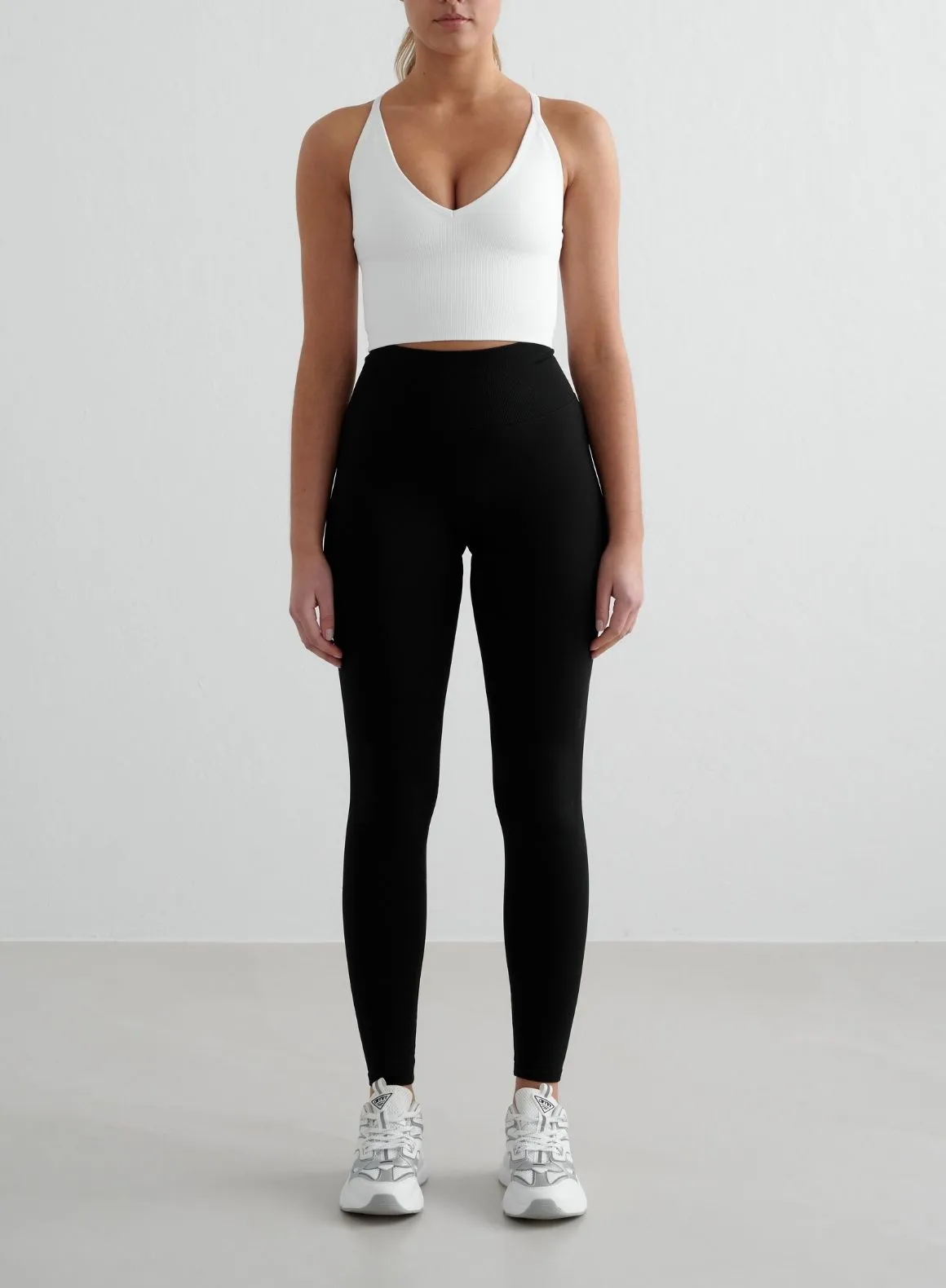 White Shape Seamless Cross Back Bralette